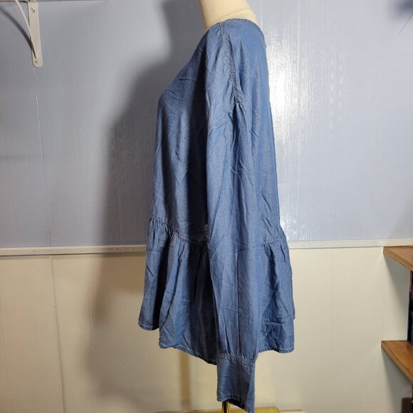 Time and Tru Extra Large Lyocell Denim Blue Longsleeve Keyhole Blouse - Picture 4 of 11